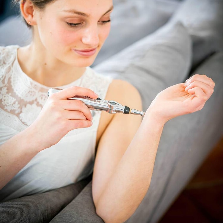 Ultra-Effective Needleless Electric Laser Acupuncture Pen – Perfect Wellness Gift
